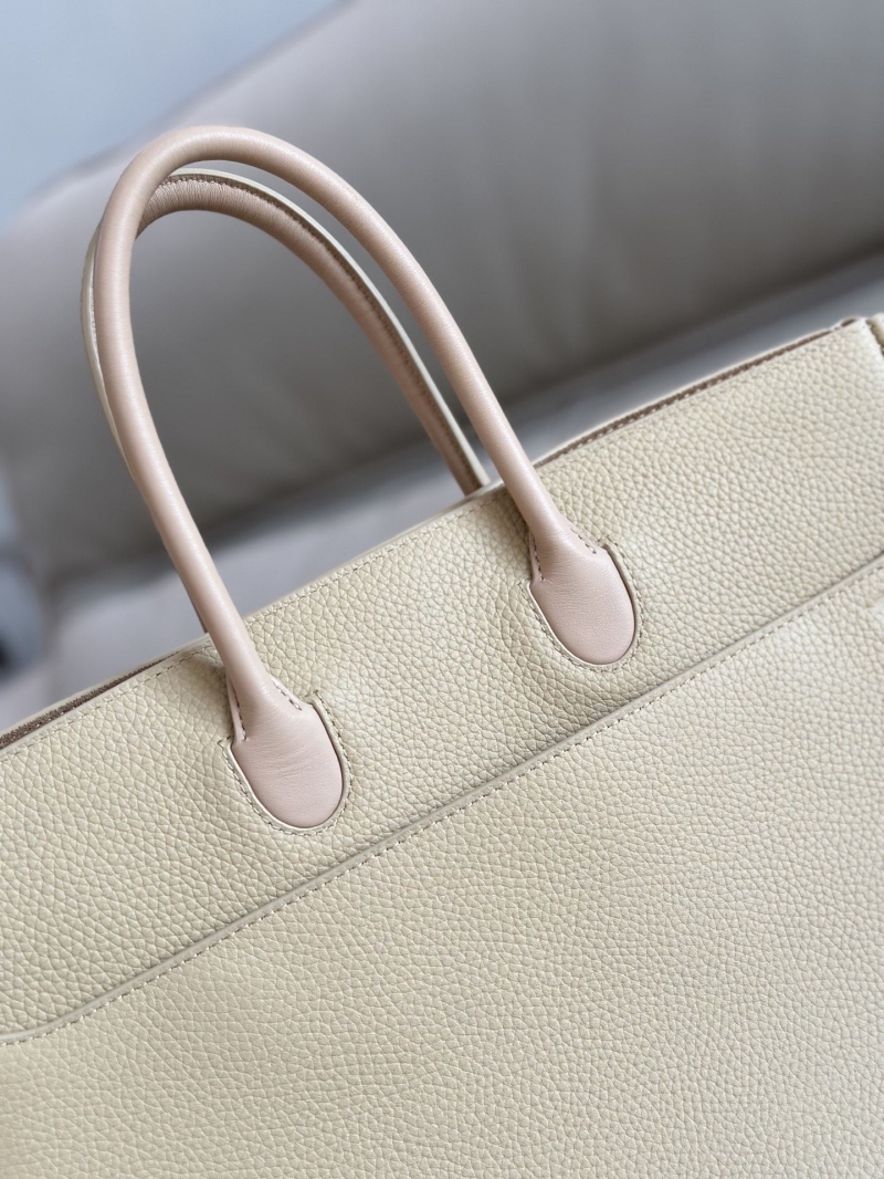 Bv*b*rry top handle bags